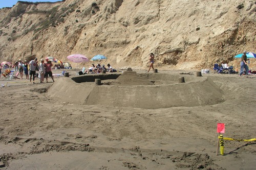 2004 Sand Sculpture Contest: Adults' Group Entry #02: Tetrahedonists, by Kathleen Bridgman
