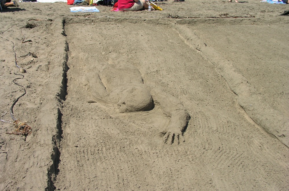 2004 Sand Sculpture Contest: Adults' Group Entry #16: Pacific Olympics, by Joanna Charlton