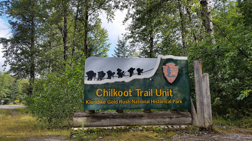 Sign reading "Chilkoot Trail Unit"