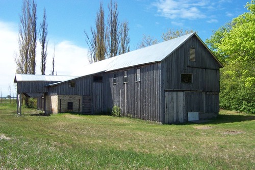 The sawmill on North Manitou Island is near the village and dock. It is not open for tours, but walk around the building and visualize what it would have been like when the lumber business was in full swing.