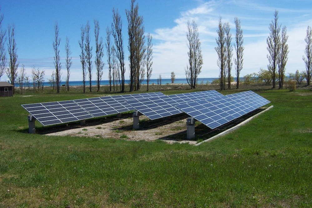Today the island gets its power from an array of photovoltaic cells which produce electricity from the sun. An array of batteries provide electrical storage for nights and cloudy days. The array is located between the dock and the sawmill.