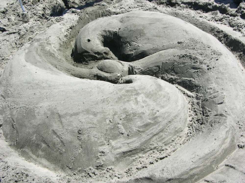 2008 Sand Sculpture Contest: Adult/Family Group Entry #39: Egg Shift, by the Edward Willie