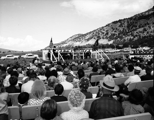 Superintendent Warren F. Hamilton introducing Ms. Jana Jackson, 1967 Queen of Washington County, on stage at the dedication of Taylor Creek road (Kolob Canyons).