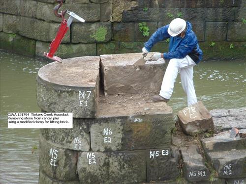 Tinkers Creek Aqueduct Construction Progress July 2011