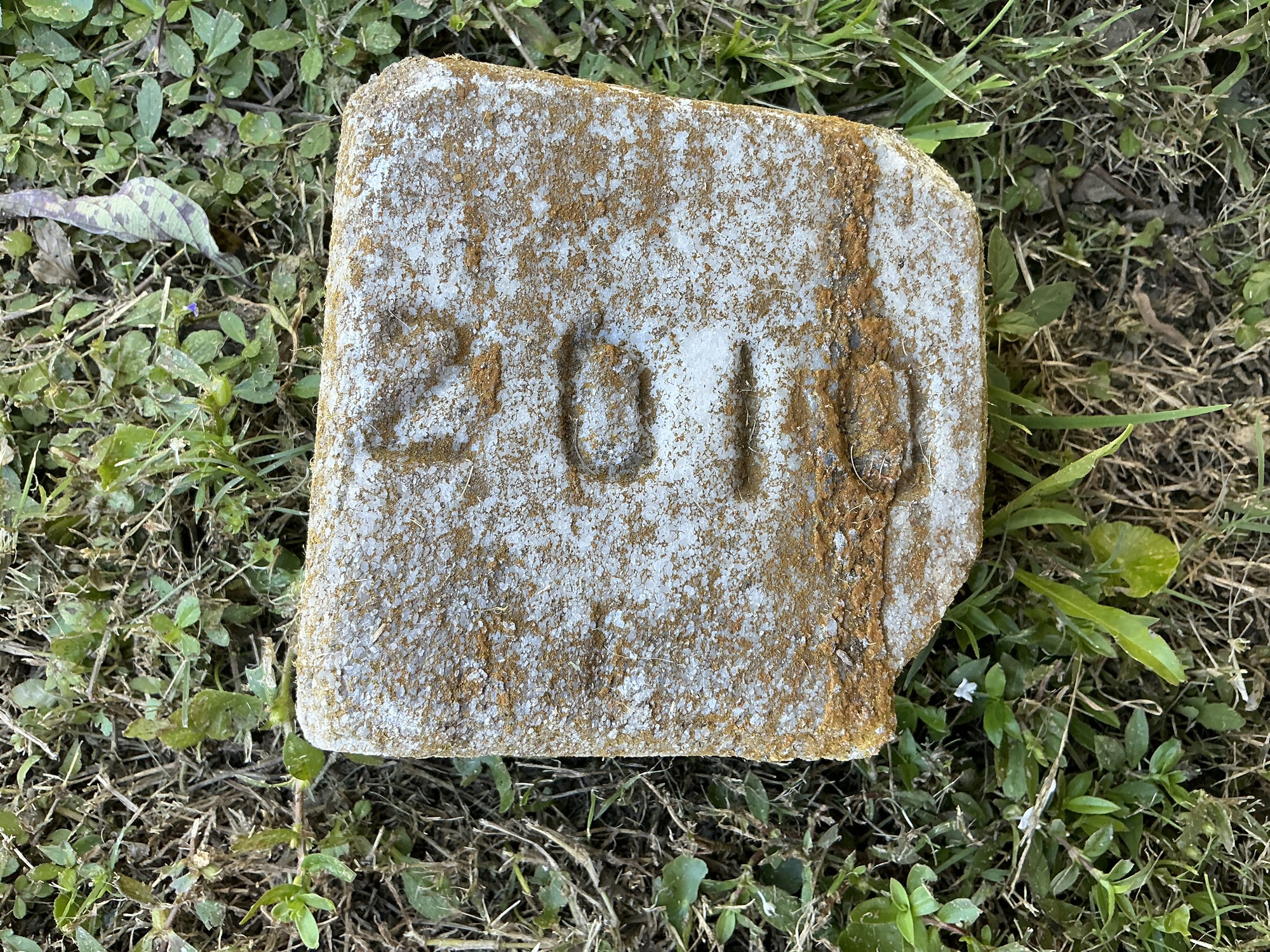 Top of flat marble marker