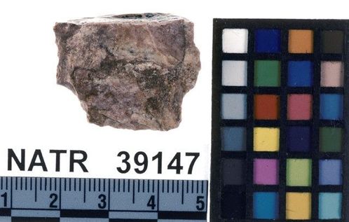 NATR   39147 -- White Springs Cluster projectile point