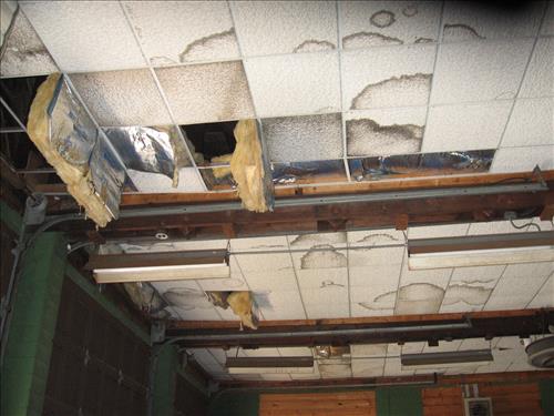 Building T-37 at Highlands Center