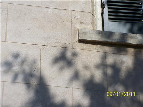 2011 Earthquake Damage to Stucco on Park Historic Building #34