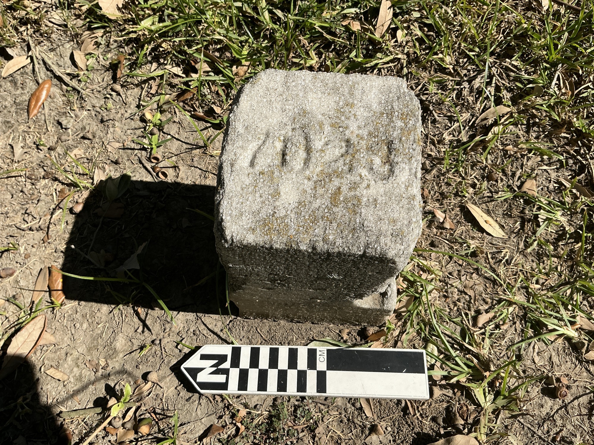 Extra image of flat marble marker