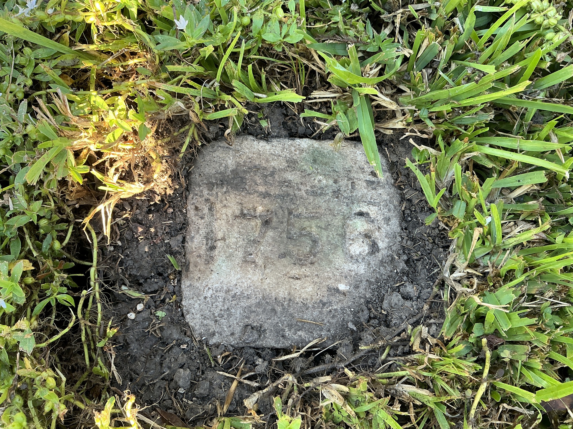 Top of flat marble marker