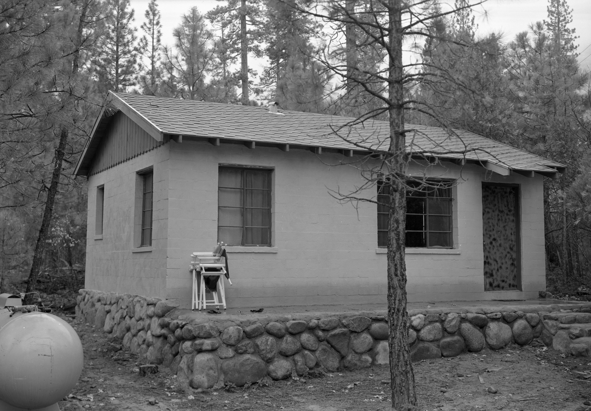 Miscellaneous houses at Wawona on Section 35.