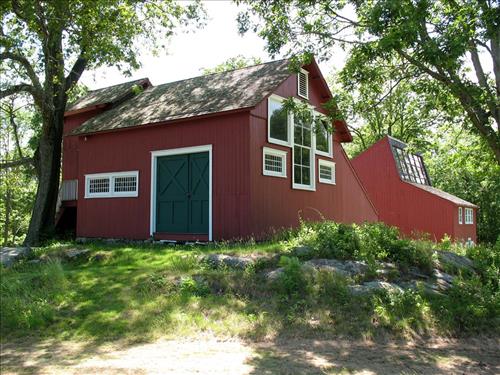 Exterior of Weir & Young studios at Weir Farm National Historical Park in June 2009