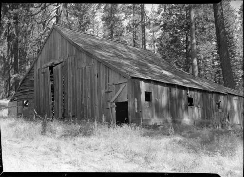 Cuneo barn before dismantling