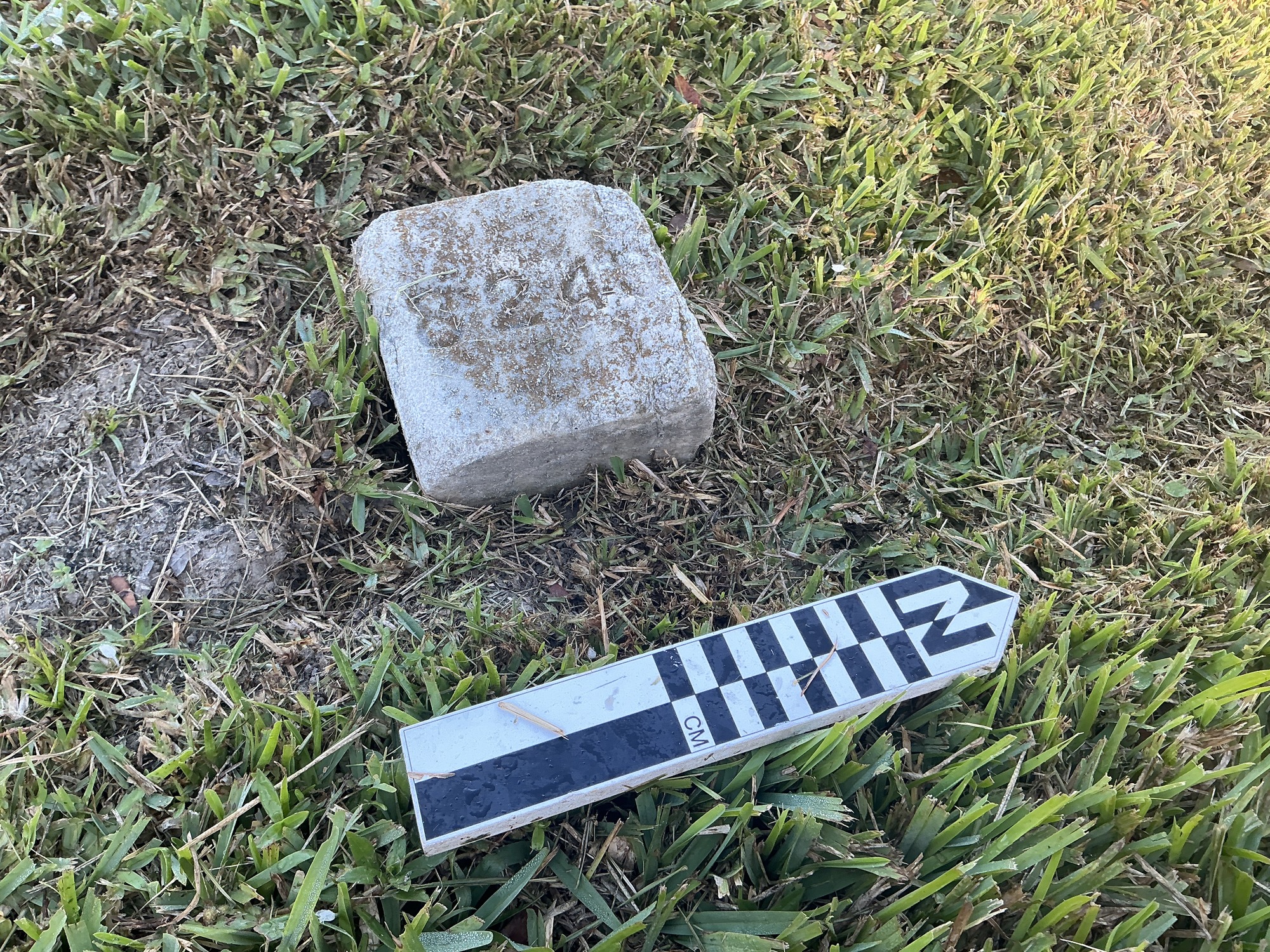 Extra image of flat marble marker