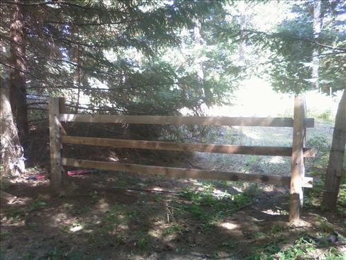 Roach Creek Boundary Fence June 2011