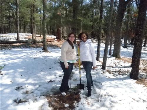 SLBE Benzie Central Earth Day 2011 Students Planting Trees