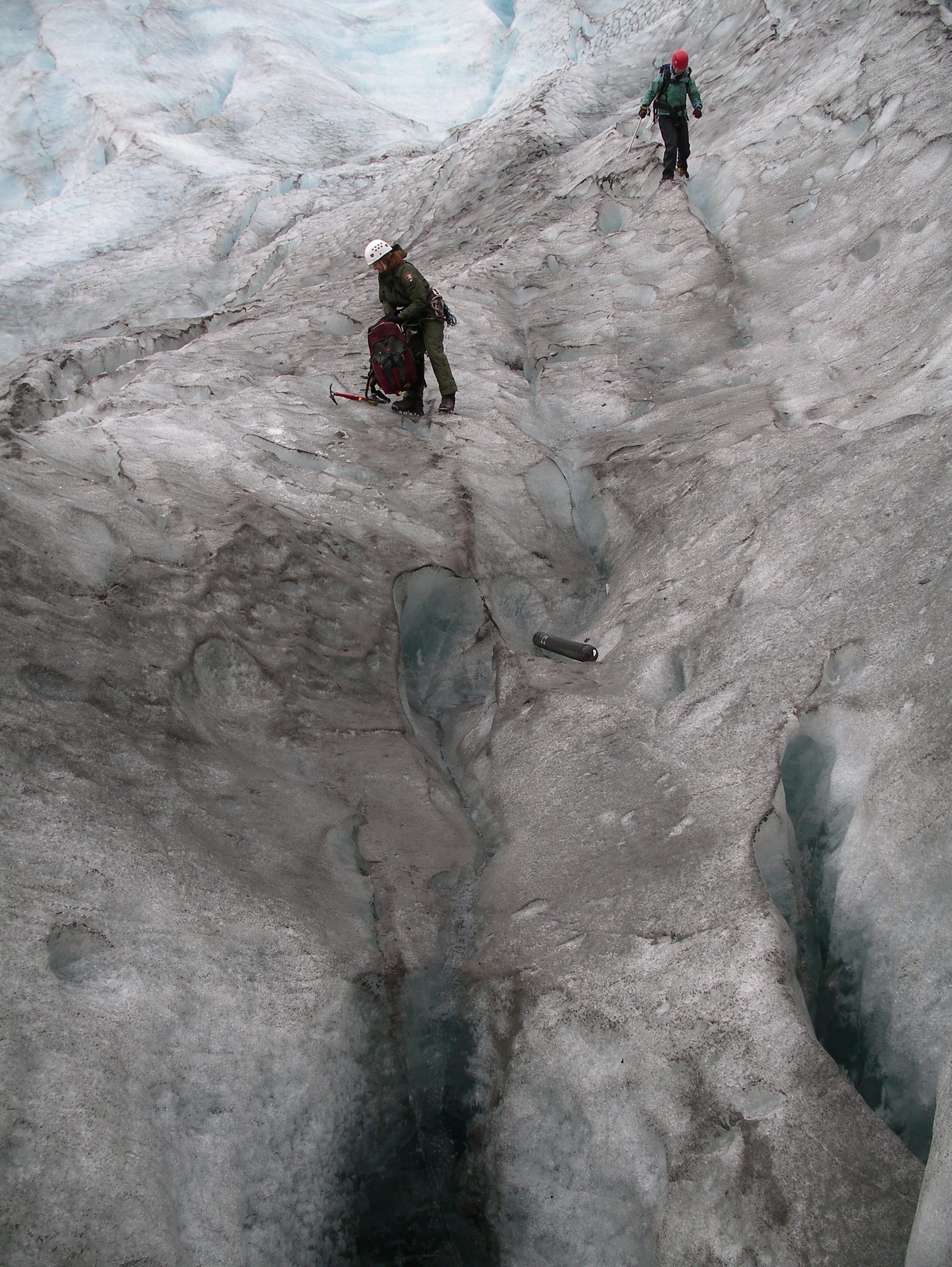 KEFJ Resource Management  recovers the radio transmitter from Exit Glacier