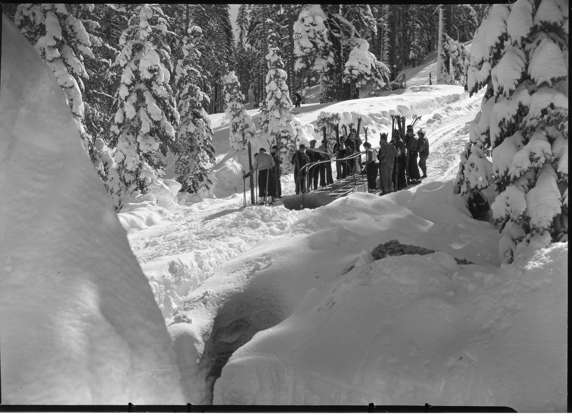 Crowd of skiers boarding the Upski at Badger Pass Ski Fields.