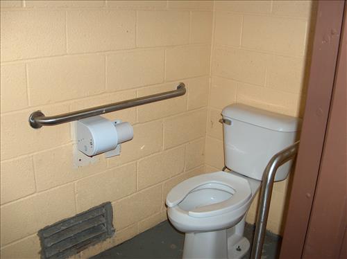 Comfort Station at Fort Donelson National Battlefield in October 2006