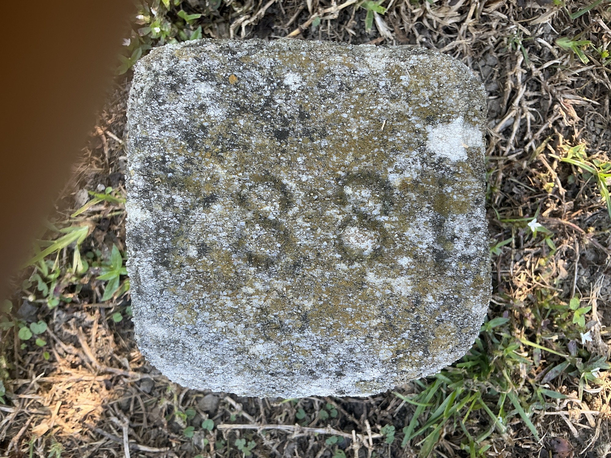 Top of flat marble marker