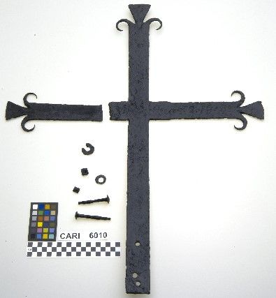 CARI    6010 -- Marker, Grave --cross