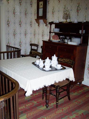 Lincoln Home interior - first floor