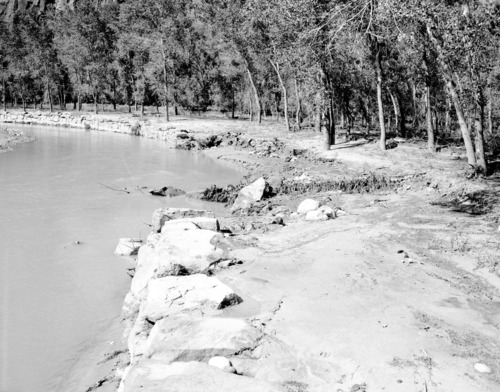 Unusually heavy flow in heaps canyon waterfall as a result of the Great Flood of September 17, 1961, in which five people lost their lives in the Narrows.