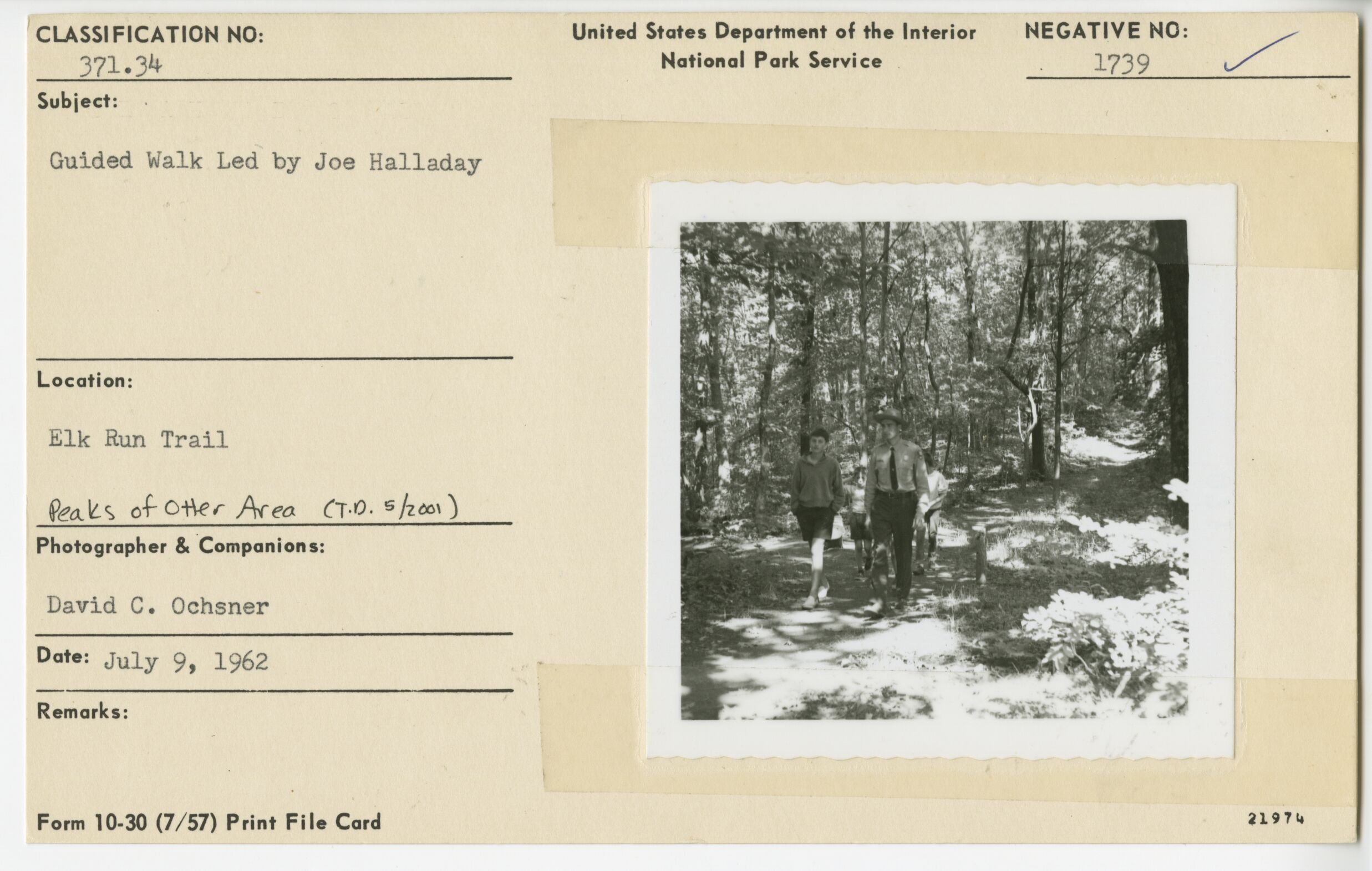 Guided walk on Elk Run Trail led by Ranger Joe Halladay