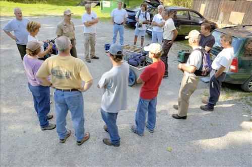 Volunteers repair trail in Cuyahoga Valley National Park