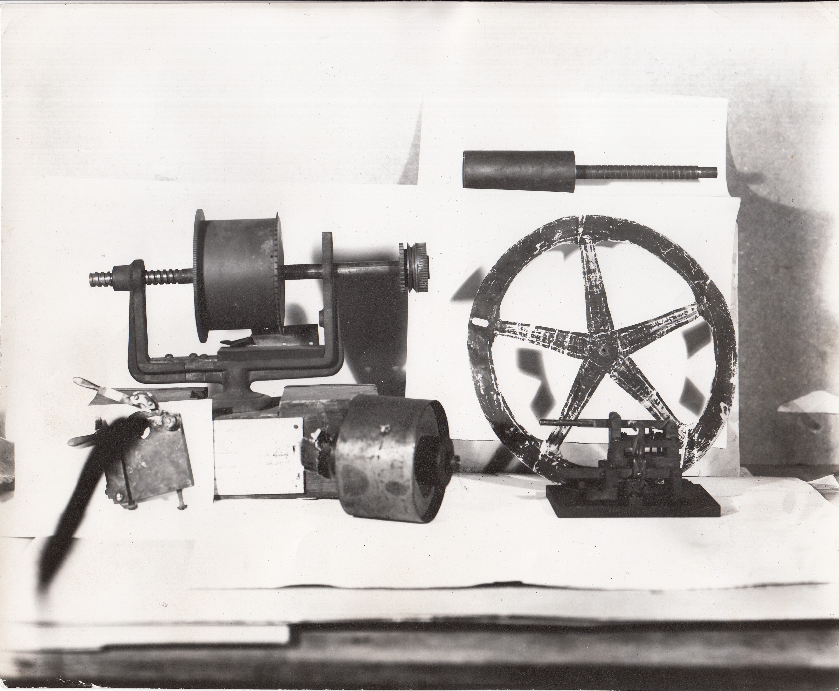 Parts of experimental kinetograph and kinetoscope used as exhibits in first American Mutoscope lawsuit.