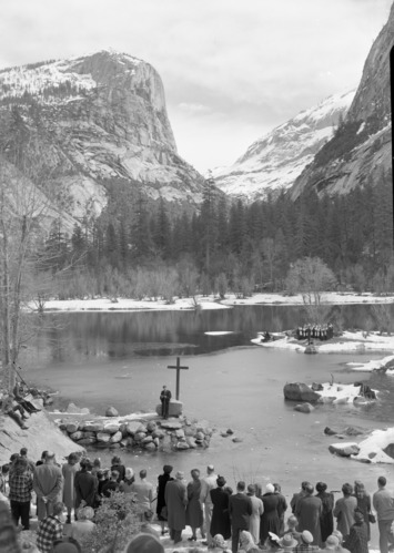 Easter Sunrise Service at Mirror Lake.