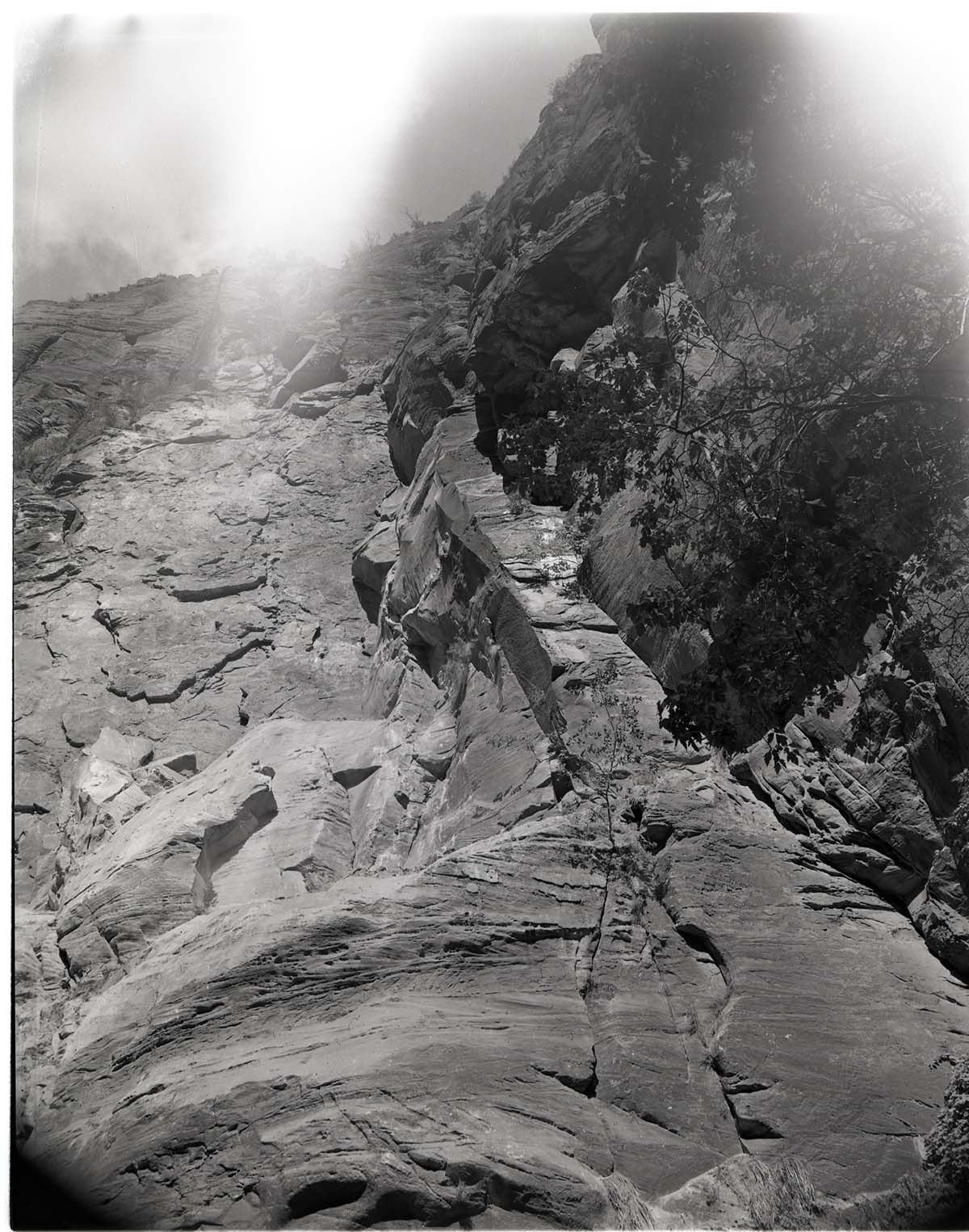 BW photo of a rock slide along the Narrows Trail.