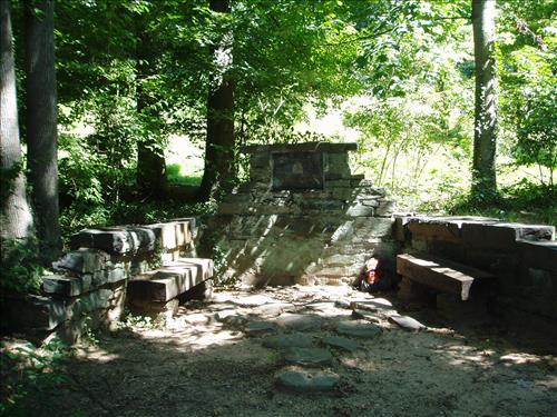 "Gray Arbor Memorial" at Dumbarton Oaks - 07-22-07