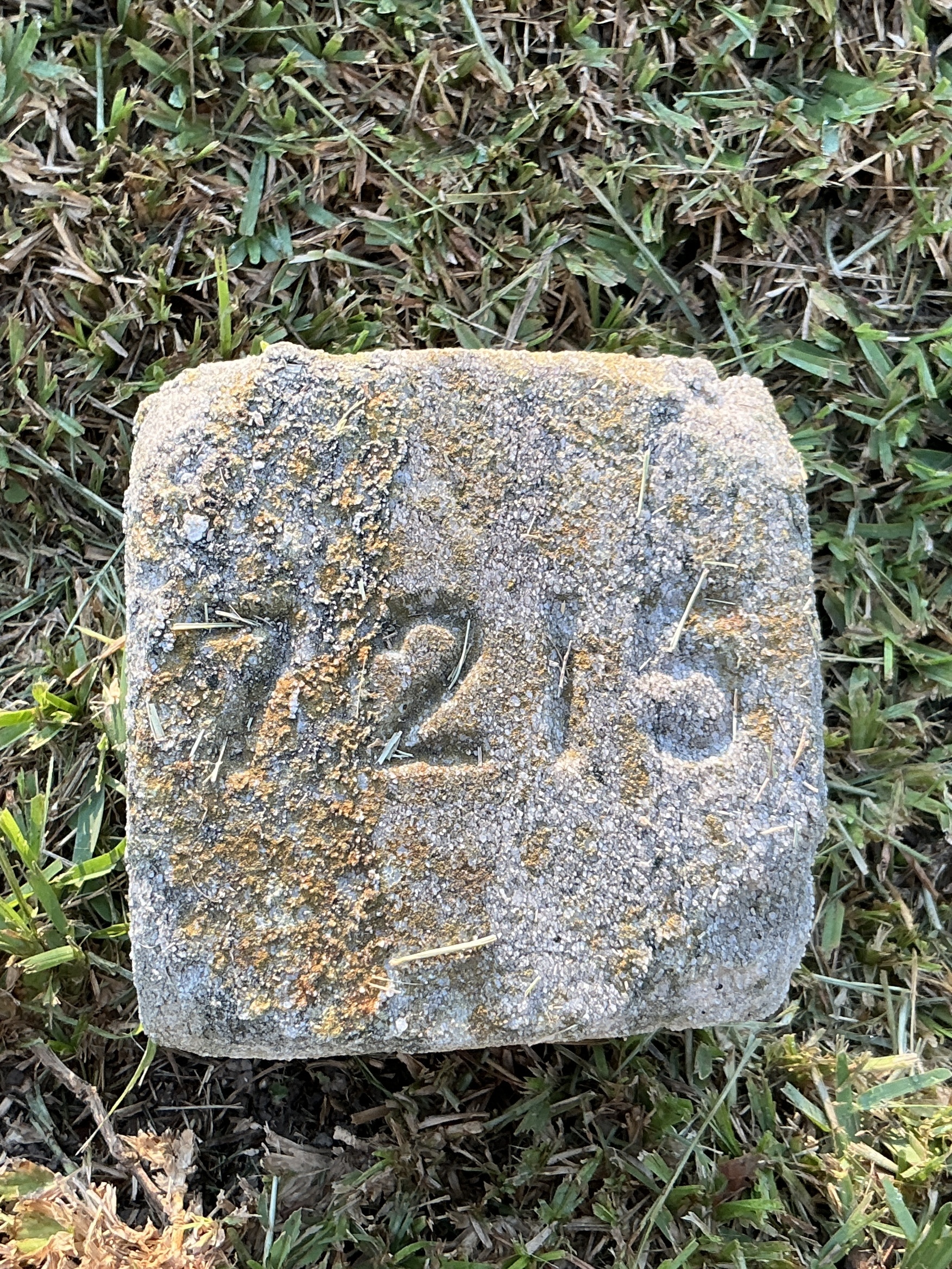 Top of flat marble marker