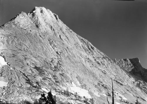 Vogelsang peak near sunset