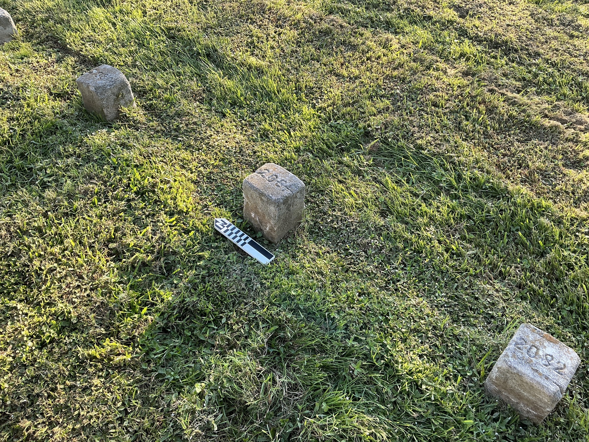 Extra image of flat marble marker