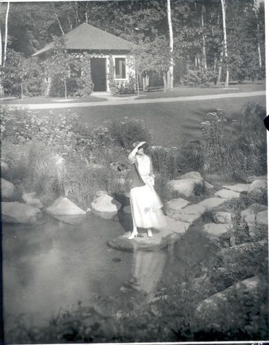 Mrs. Pulitzer-Spring Pool