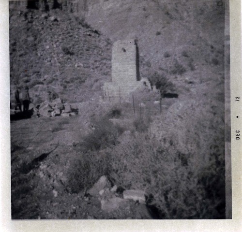 Fence construction at the South Entrance.
