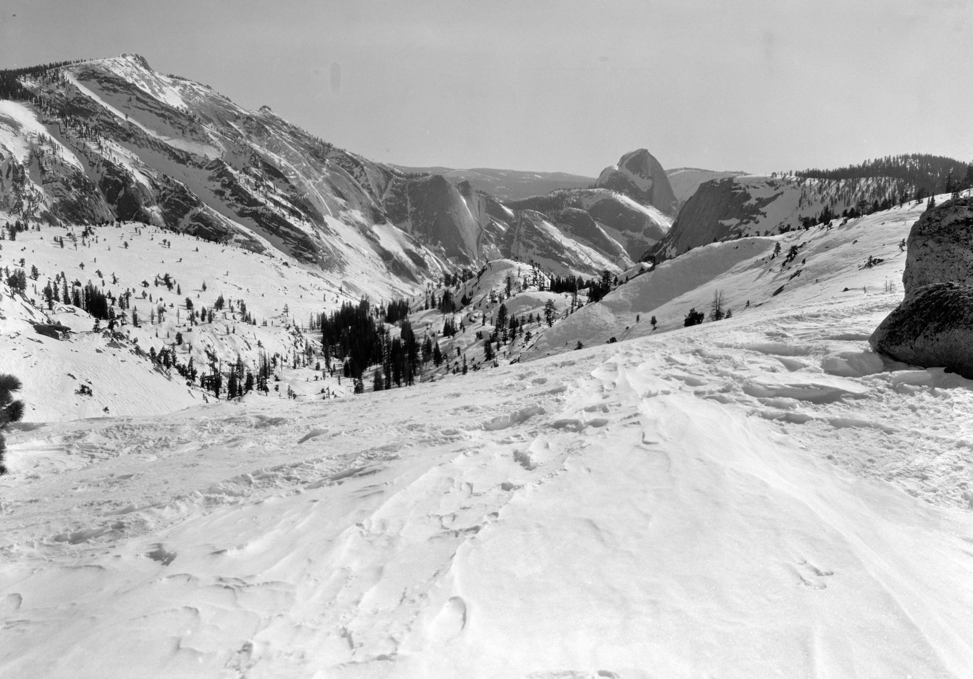 from knoll west of Lake Tenaya