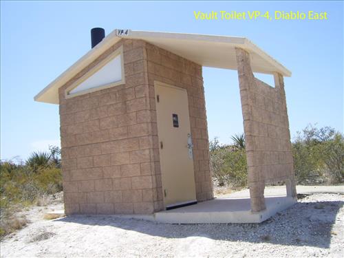 Facilities at the Diablo East boat ramps, docks, and campground
