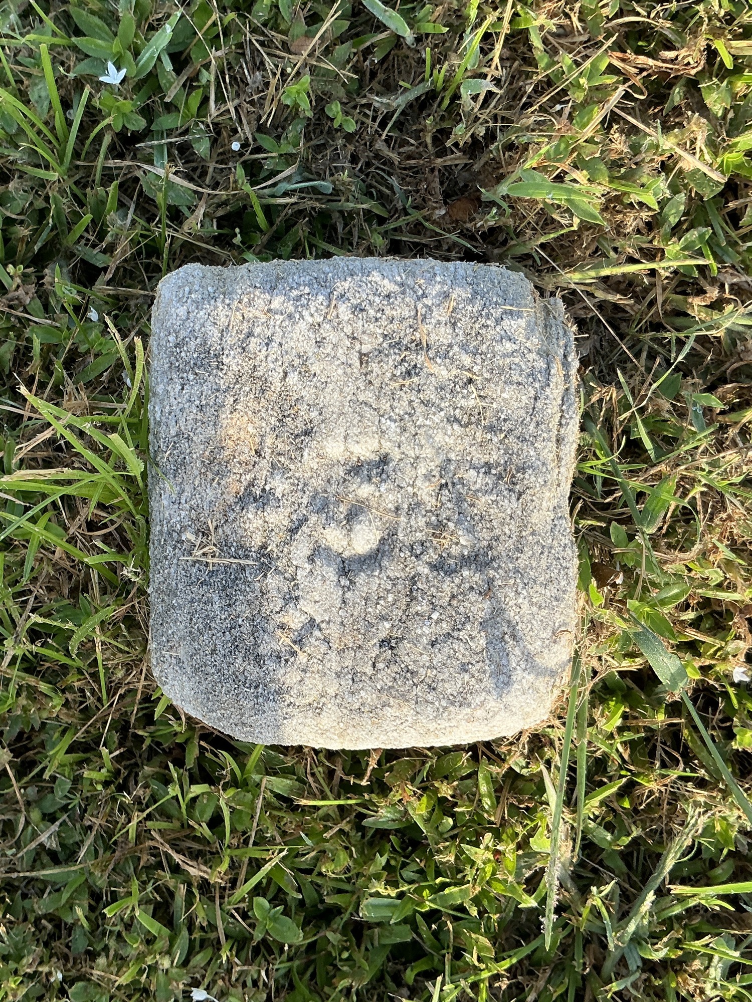 Top of flat marble marker