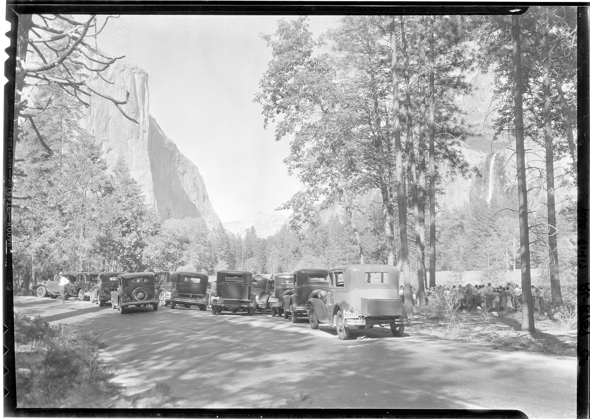 Auto caravan at Valley View.