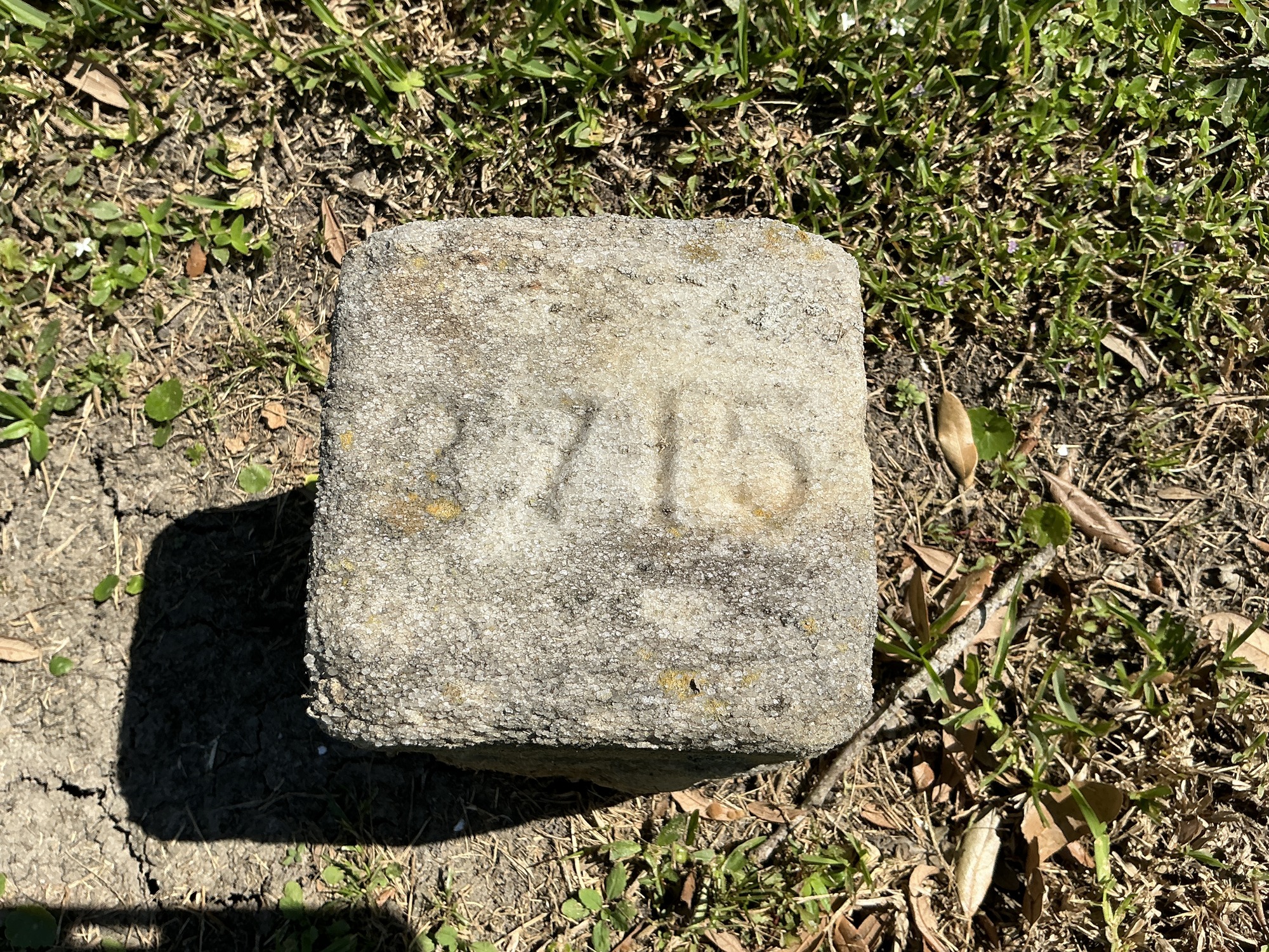 Top of flat marble marker