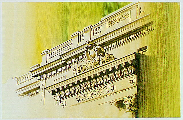 Ornate trim on roof of Vanderbilt Mansion.