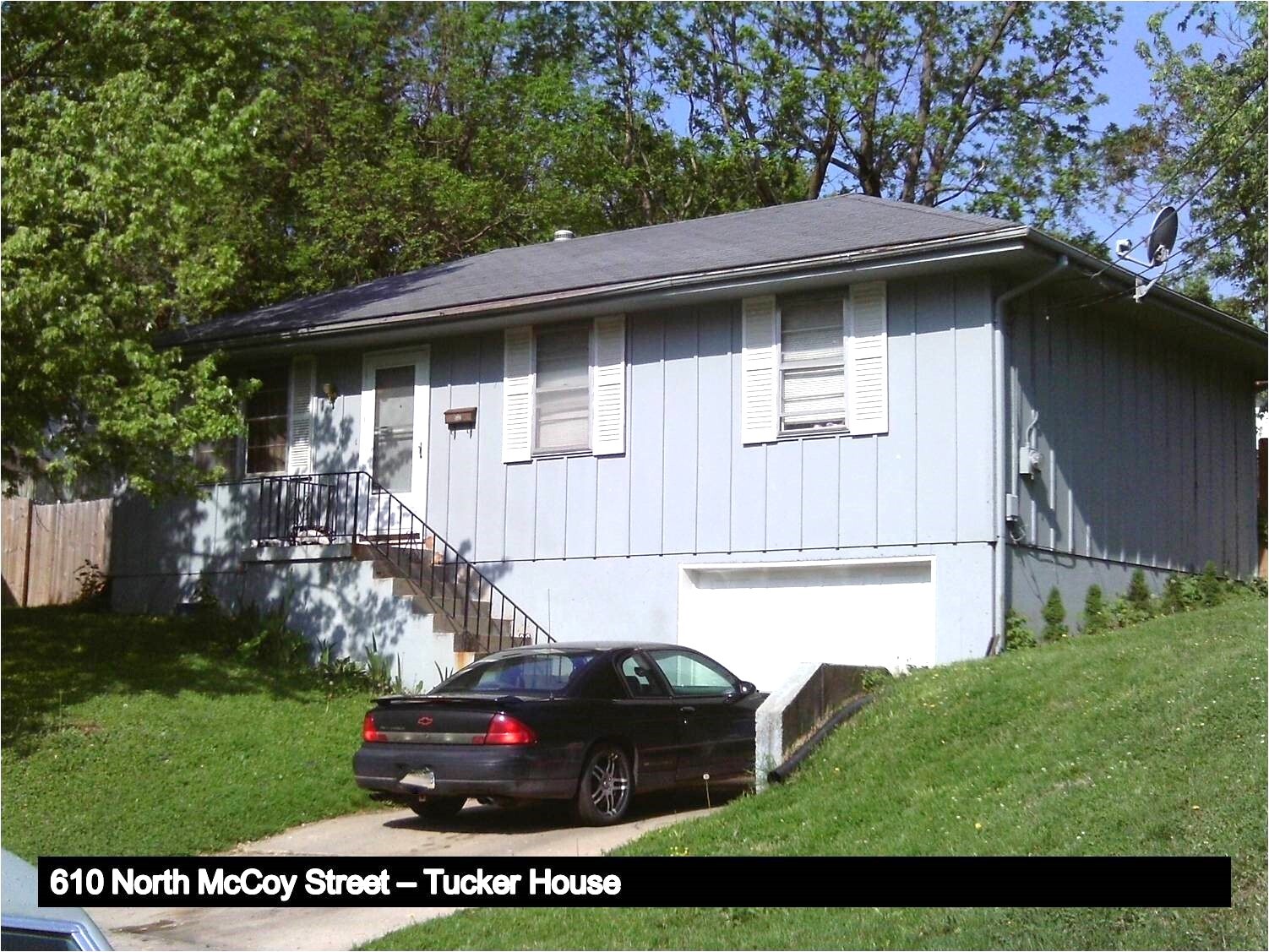 Image of the Ranch-style Tucker House.