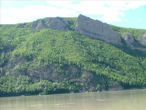 19 Yukon-Charley Rivers National Preserve Peregrine Falcon Survey July 2006