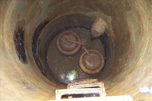 Replace septic tanks and install epoxy liner at B-loop & C-loop oak Ridge Campground FY13