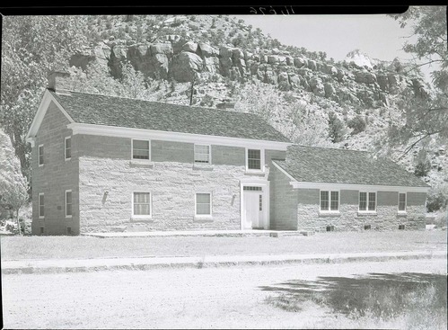 New NPS dorm for seasonal rangers.