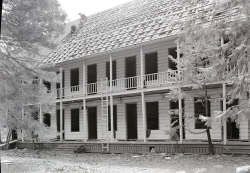 CCC taking down Oak Cottage