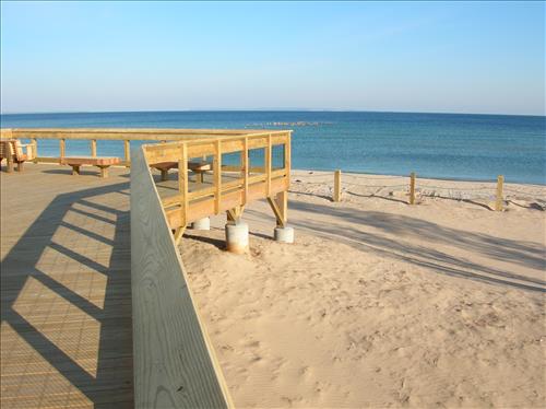 SLBE Glen Haven Aloha Fishing Tug Viewing Platform